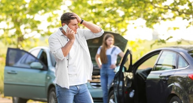 Common Mistakes to Avoid After Hiring a Car Accident&nbsp;Attorney